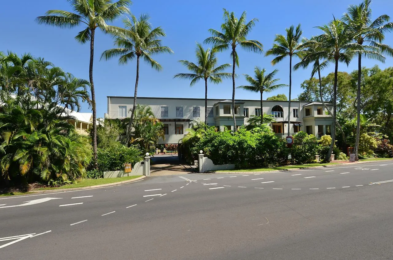 Seascape Holidays-14 Mediterranean Port Douglas Daire