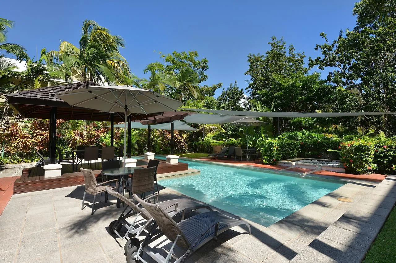 Daire Seascape Holidays-14 Mediterranean Port Douglas